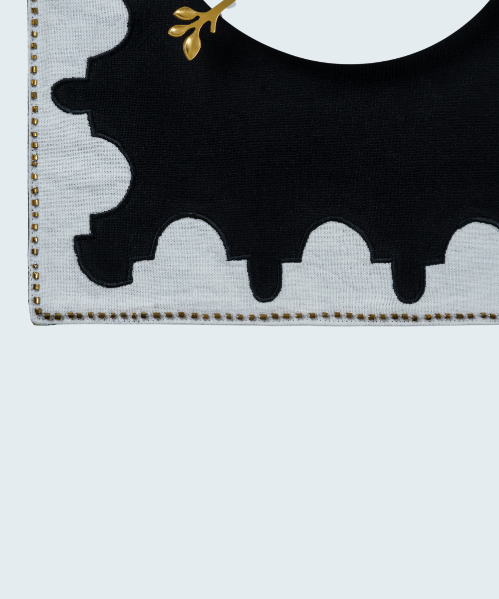 Hindasi Applique Placemat