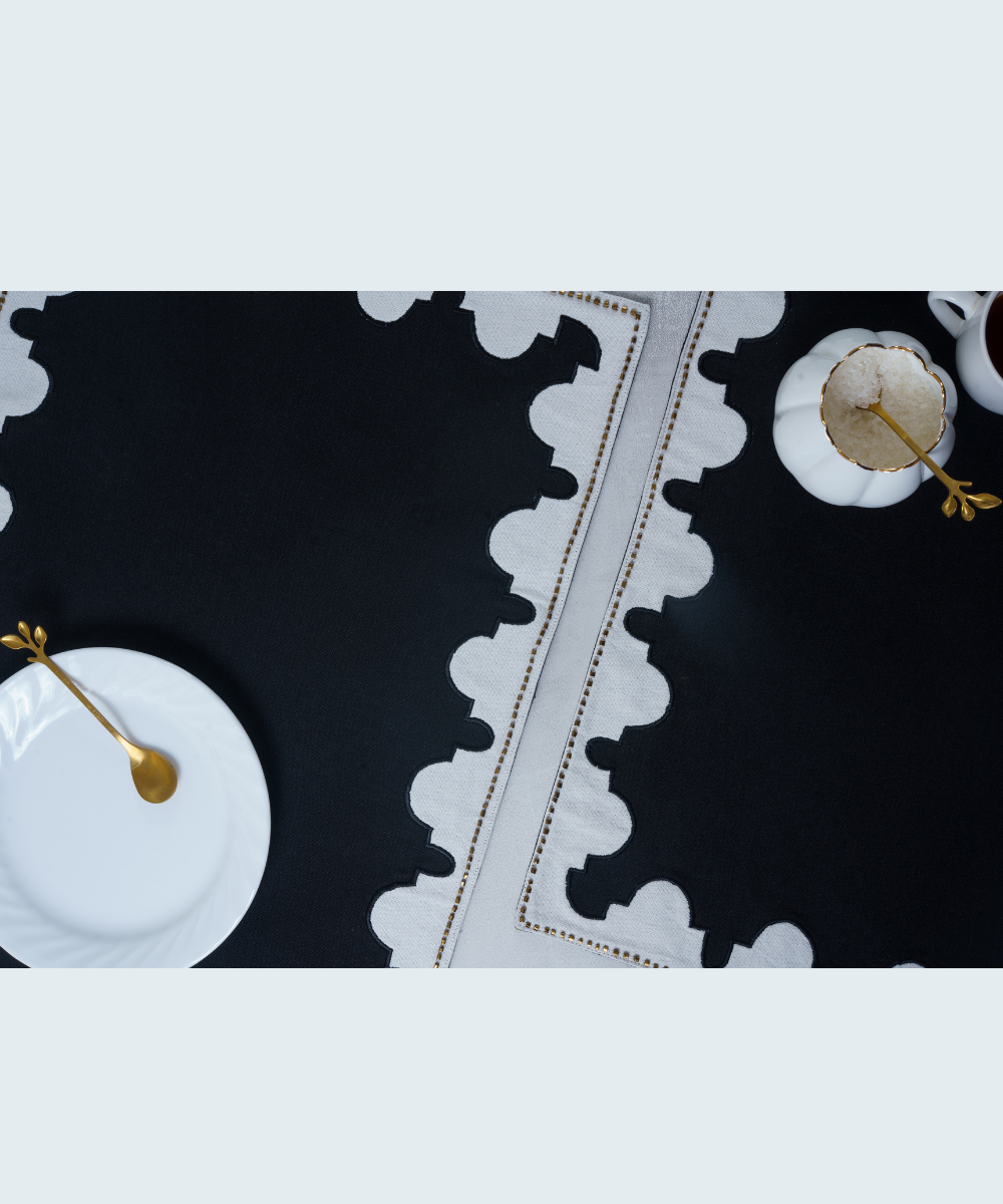 Hindasi Applique Placemat