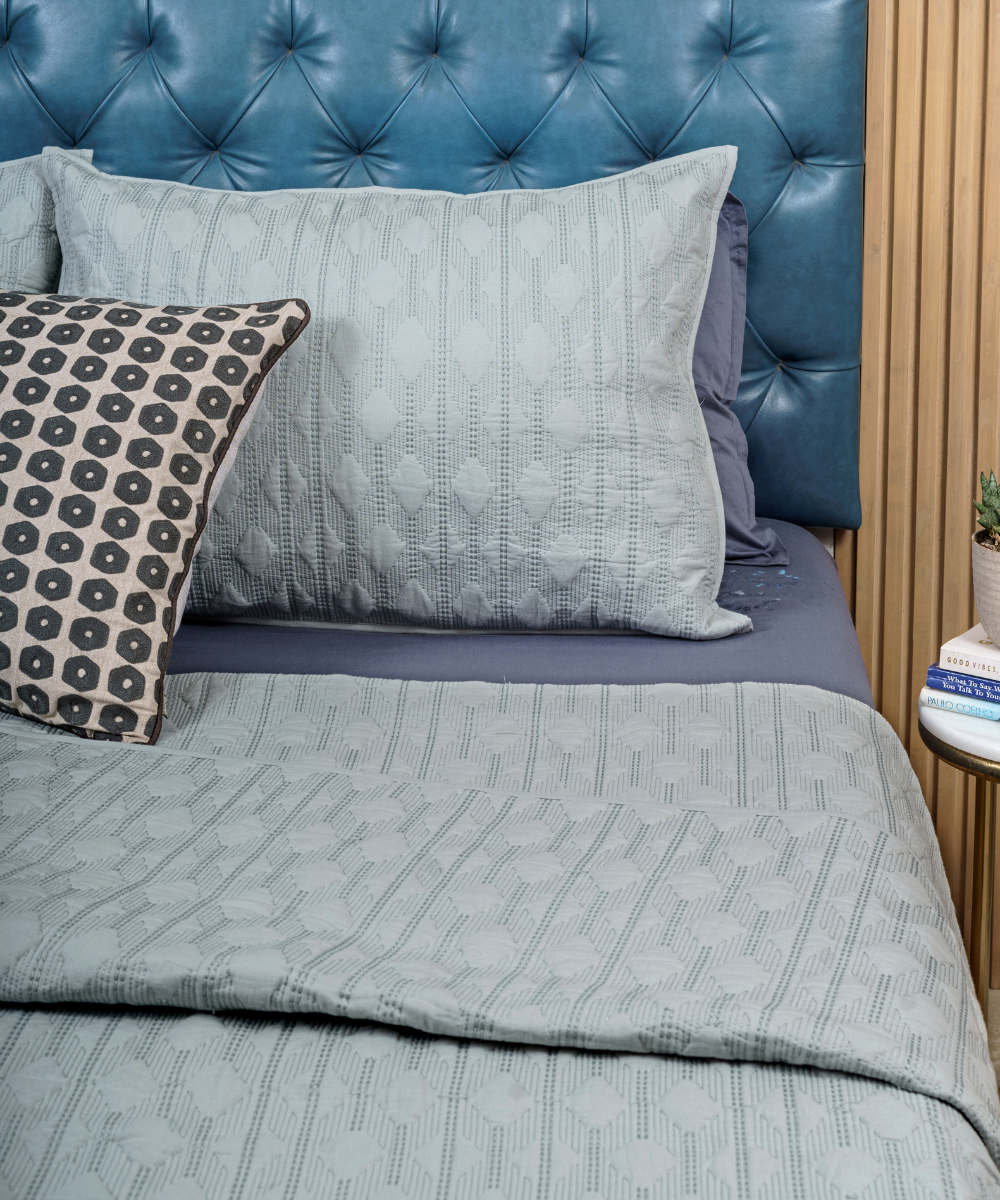 Almas Bed Spread - Grey