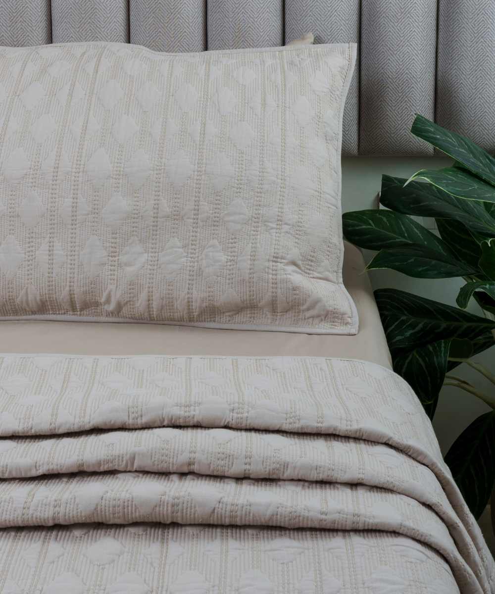 Almas Bed Spread - Beige