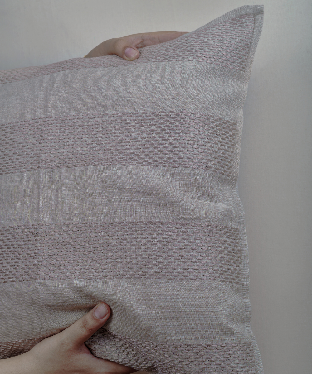 Makhattat Cushion